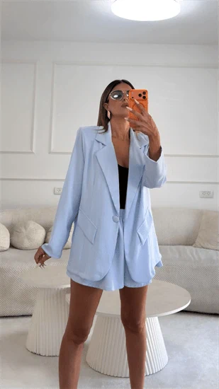 חליפה נינה תכלת