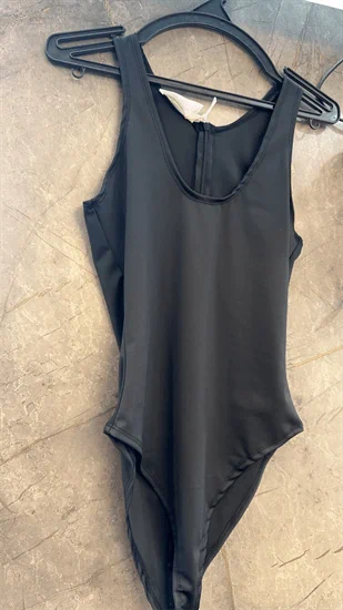 בגד גוף שלי שחור